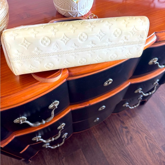 Louis Vuitton Monog Vernis patent leather handbag, excellent condition - Picture 2 of 5